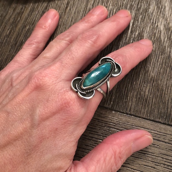 Vintage Marquise Shaped Turquoise Sterling Silver Ring Approx Size 9 - Picture 4 of 17